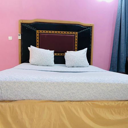 Heaven Gate Hotel Акра Екстериор снимка