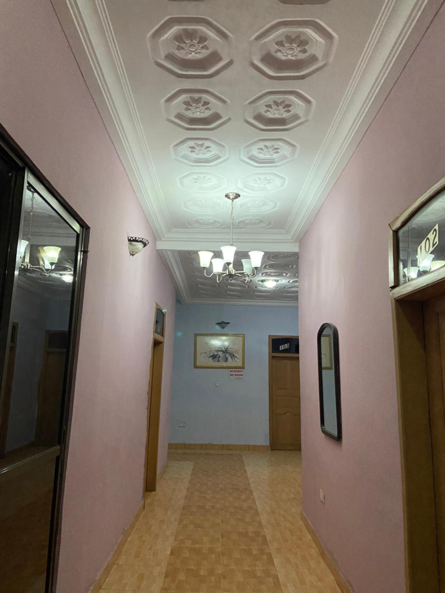 Heaven Gate Hotel Акра Екстериор снимка