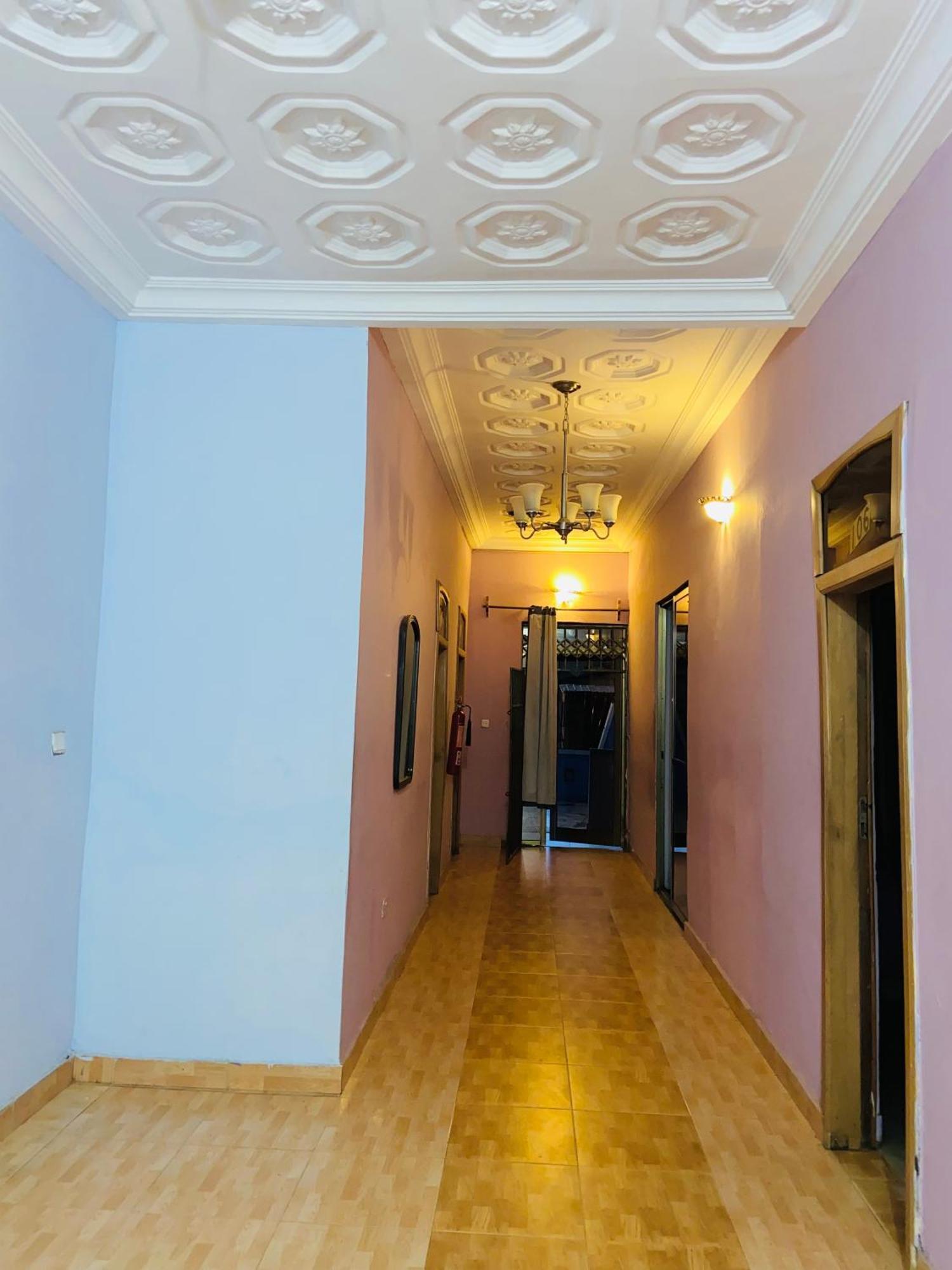 Heaven Gate Hotel Акра Екстериор снимка