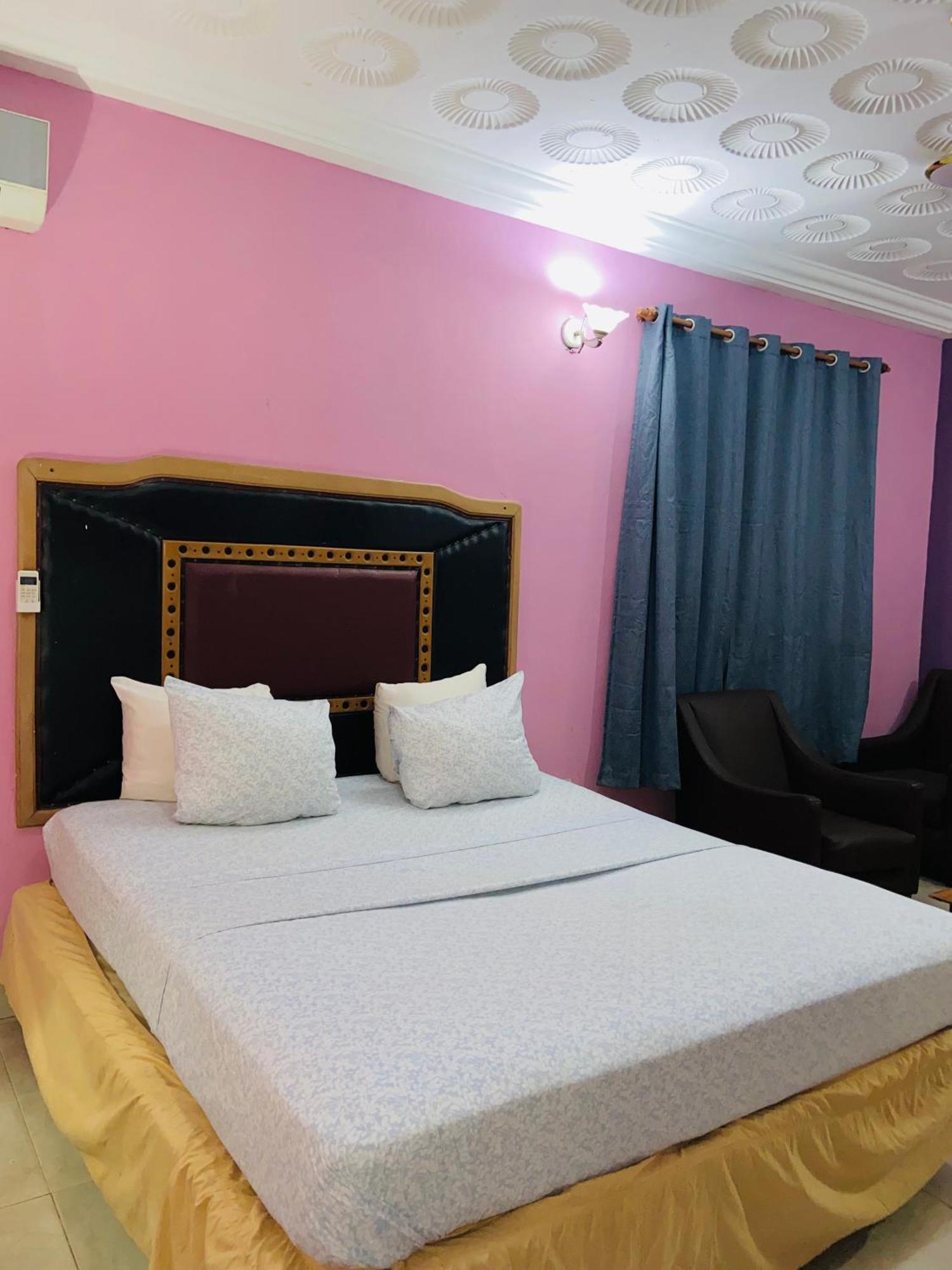 Heaven Gate Hotel Акра Екстериор снимка
